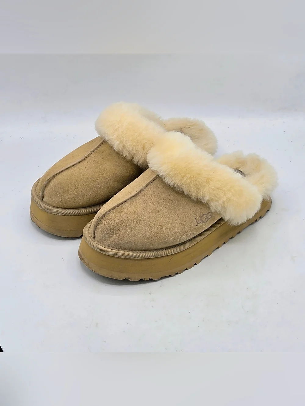 UGG Disquette Platform Suede Fur Slides Sand Size 6 - Picture 3 of 15